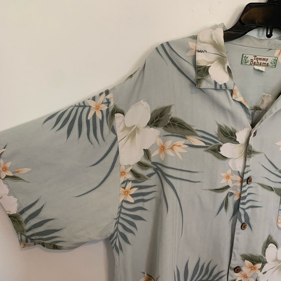 Men’s Tommy Bahama Silk Hawaiian Floral Button Down Shirt XL - Picture 2 of 12